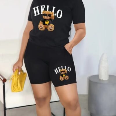 Women'S Two-Piece Set Featuring A Stylish Printed T-Shirt And Casual Shorts