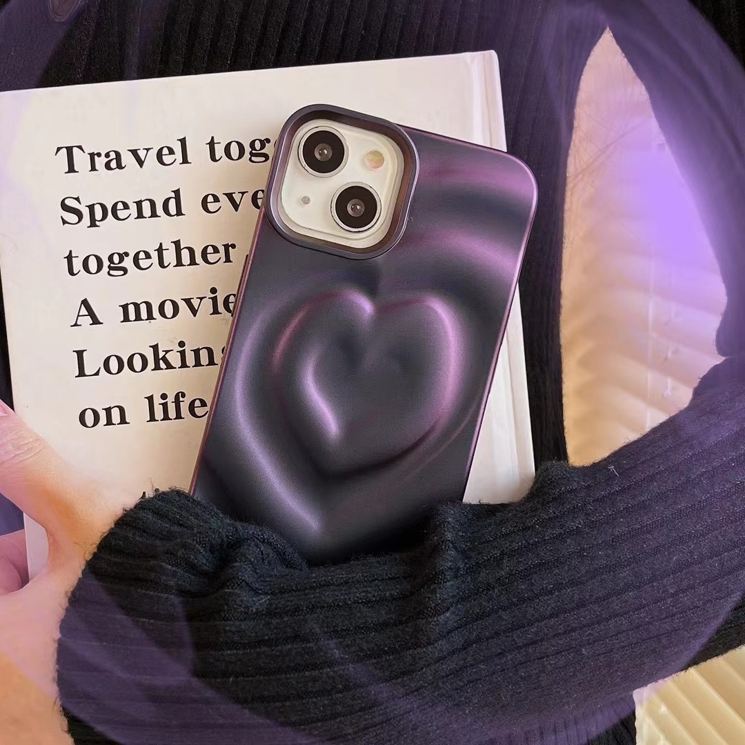 Solid Color Three-dimensional Love Phone Case - Image 5