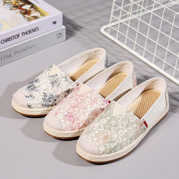 Slip-on Oversized Women's Casual Canvas Shoes