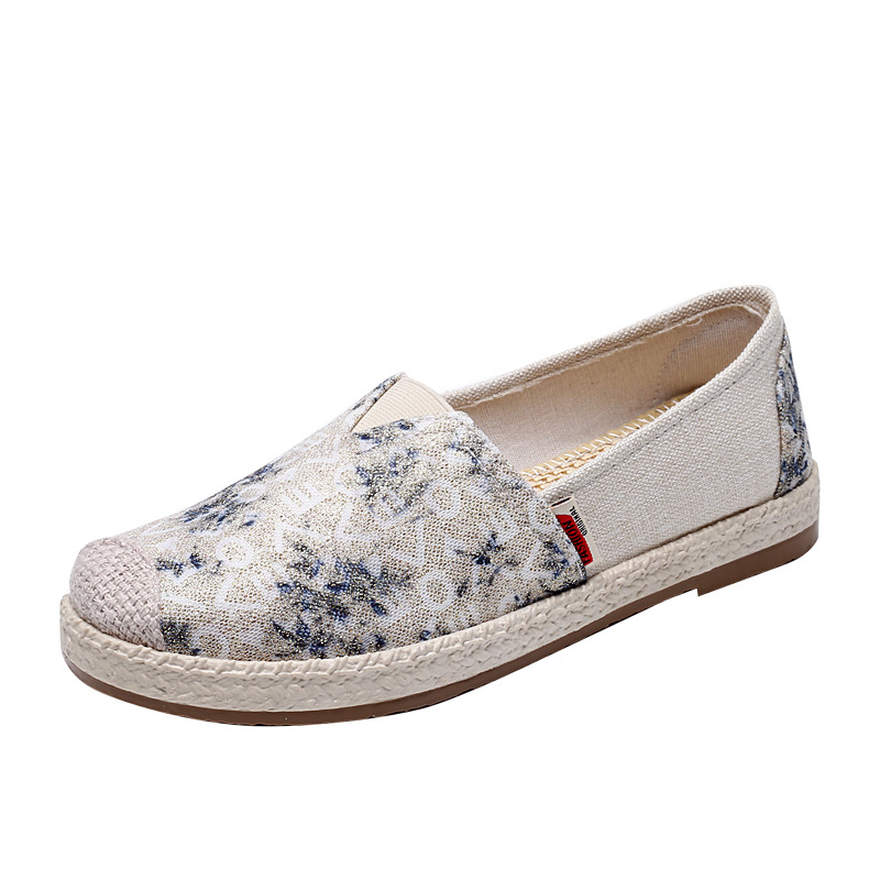 Slip-on Oversized Women's Casual Canvas Shoes - Image 3