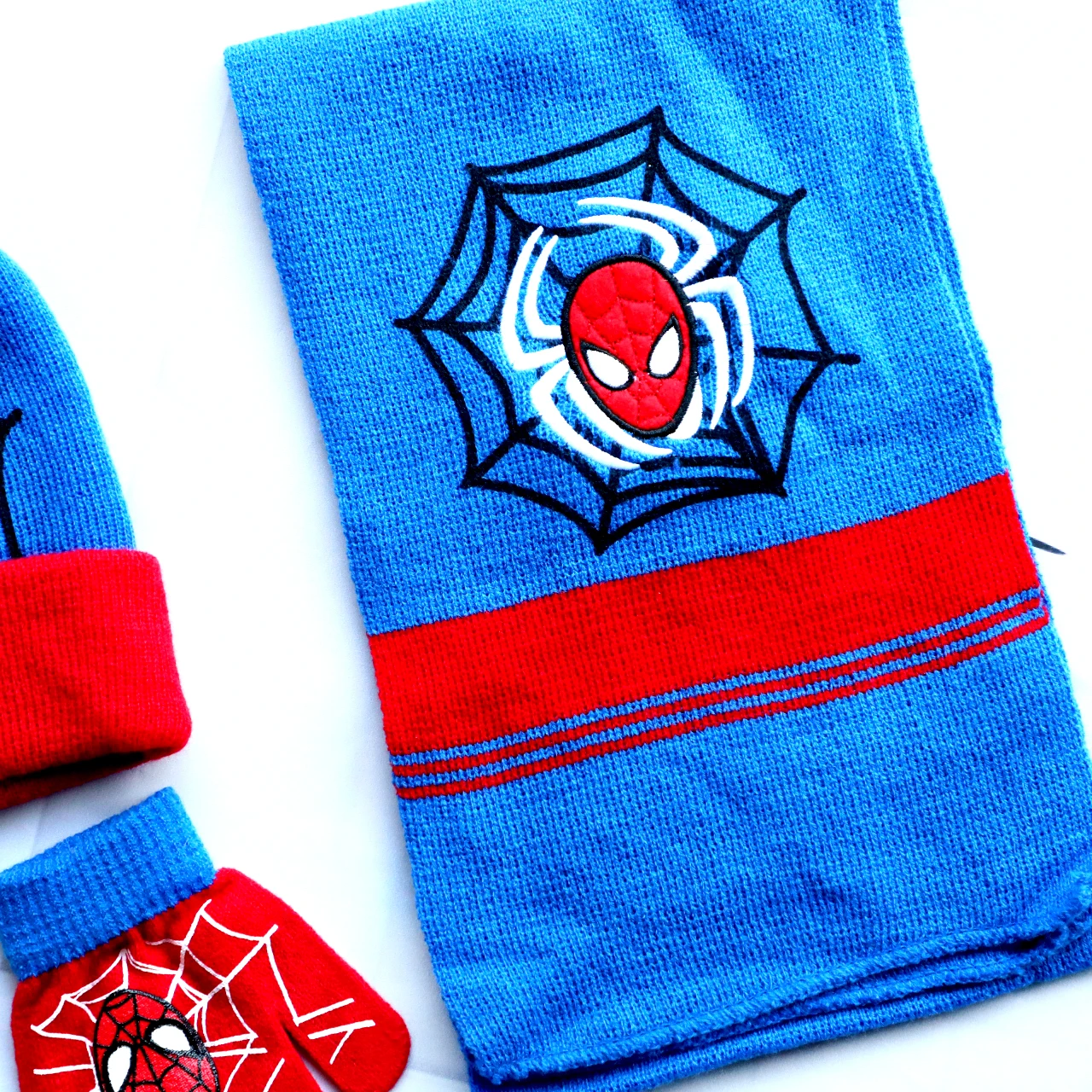 Autumn Winter Children Hat SpiderMan Classics Cartoon Scarf Hat Glove Warm knitted hat Boy Girl Cap Child Christmas Hat - Image 5