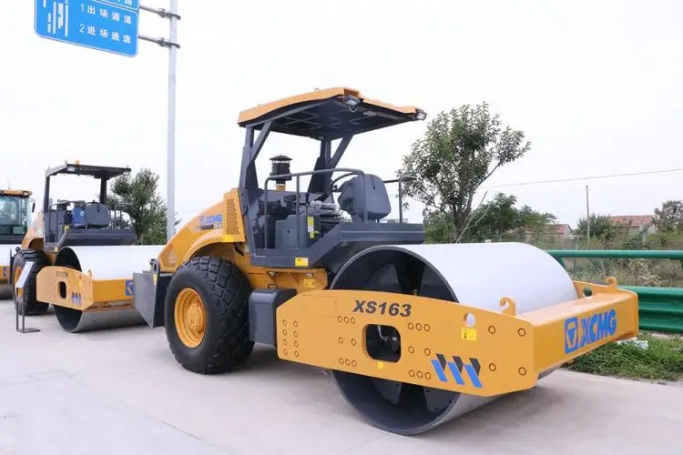 16 Ton XS163J 16tons Manual Vibrating Road Roller Compactor for Sale - Image 6